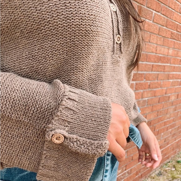 NWT Vici for Entro Brown Chunky Oversized Sweater - Picture 3 of 9